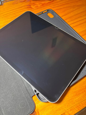 iPad 10th 64GB +Garantia apple 4 background