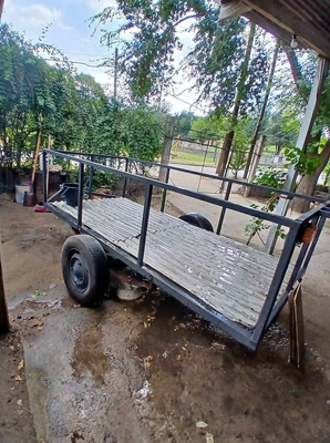Vendo carro para auto o camioneta 2 background